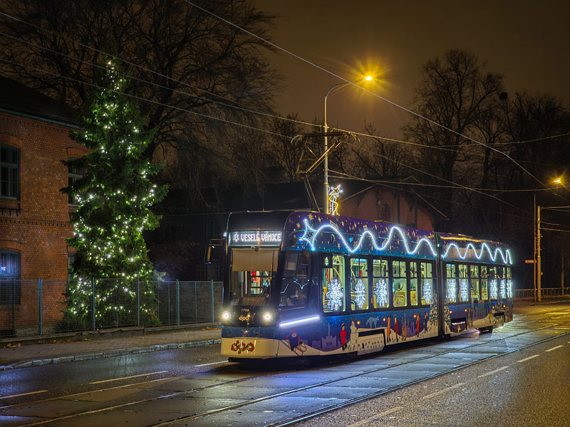 Ostravská vánoční tramvaj