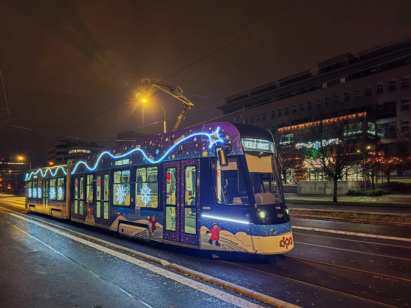 Ostravská vánoční tramvaj